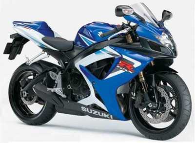 铃木GSX-R750 传奇中量级仿赛的全面解析